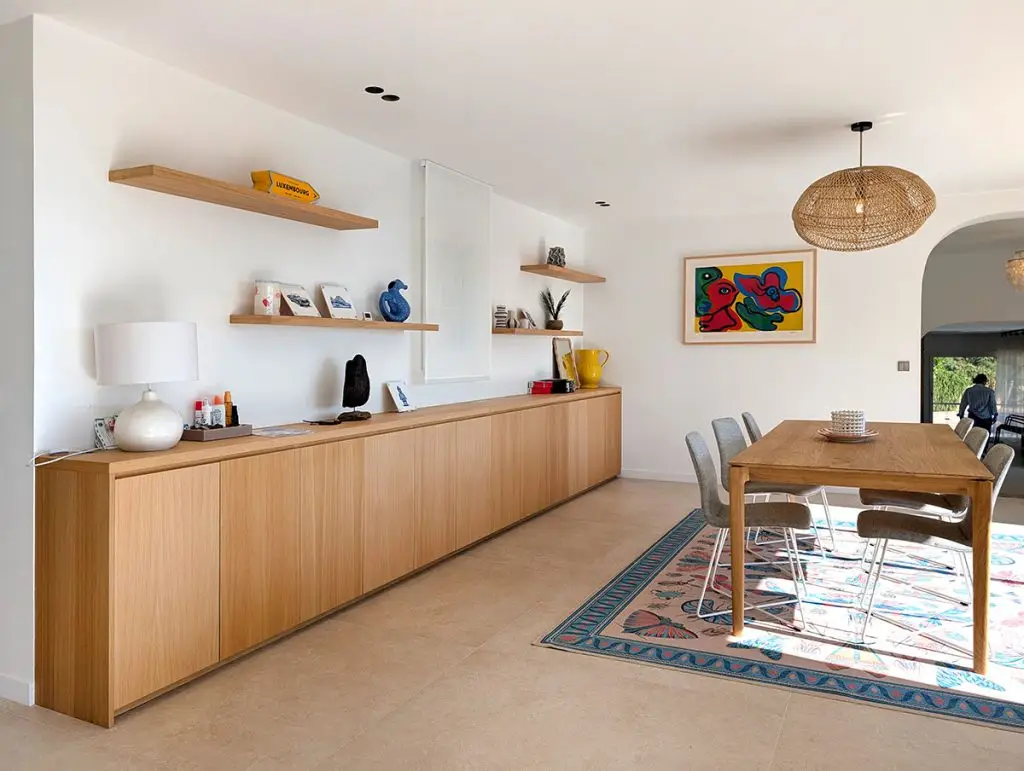 architecte d'interieur à Toulon villa M sa salle à manger et agencements en bois