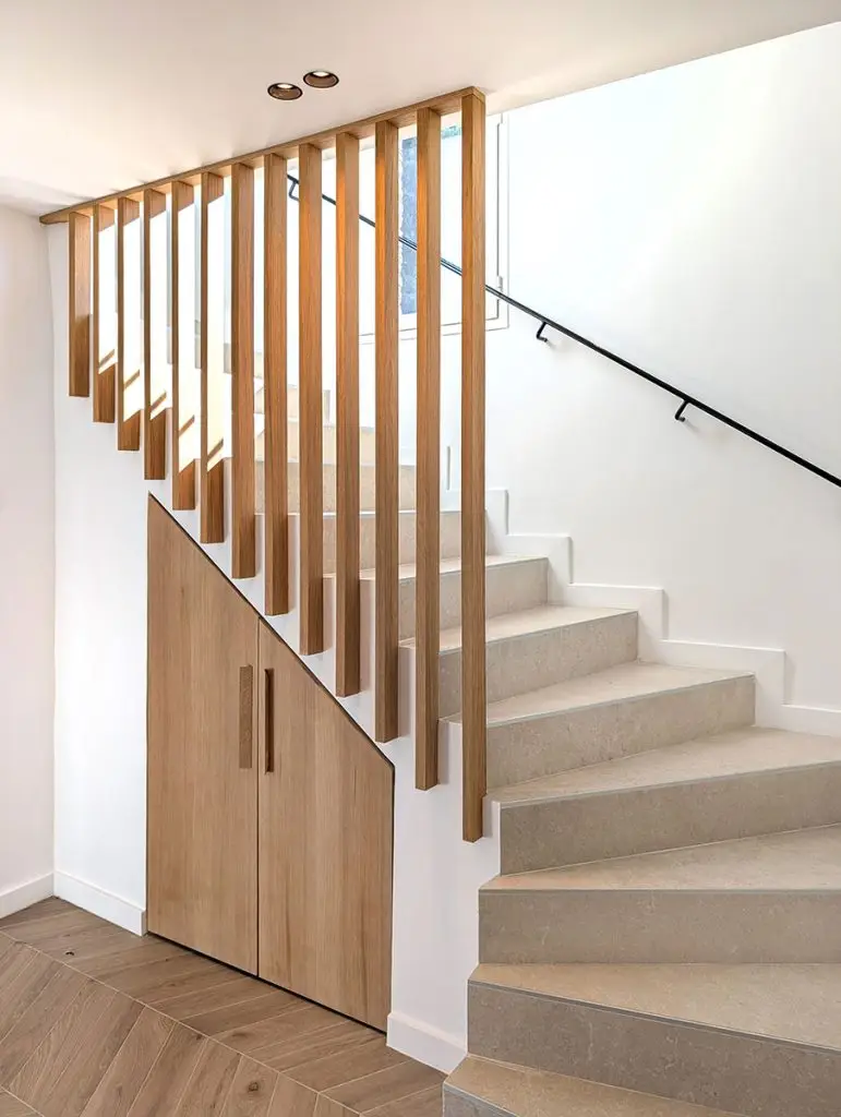 architecte d'interieur à Toulon villa M l'escalier et son agencement